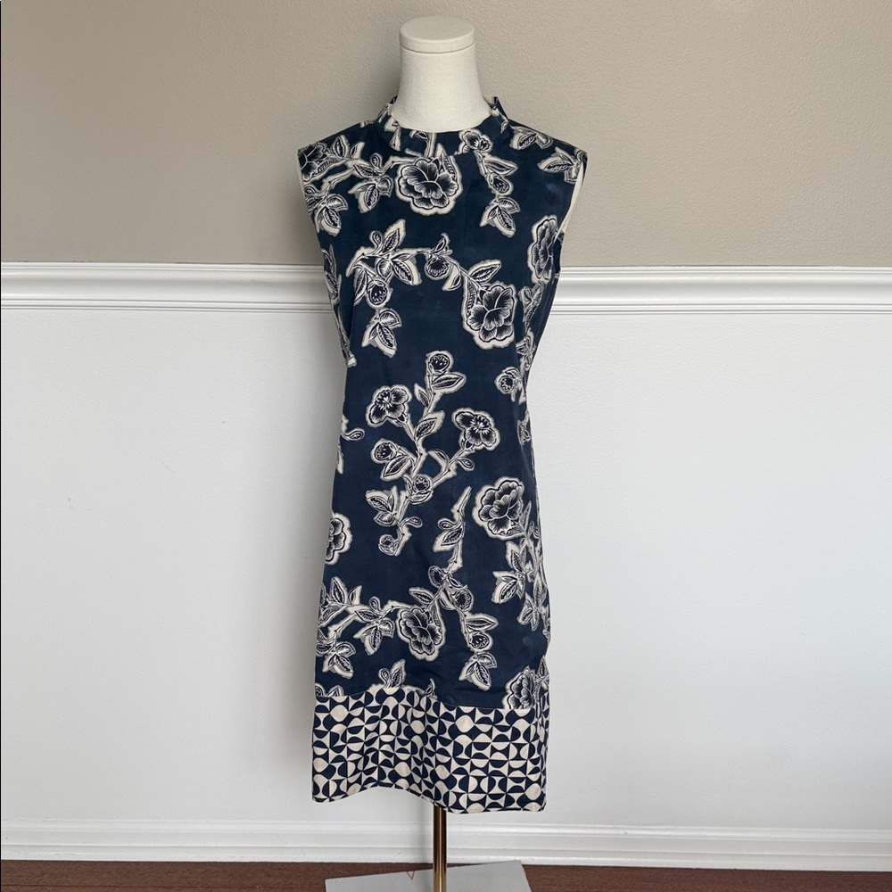 MaxMara Navy Floral Midi Dress with Contrast Hem reversible.  2 in 1